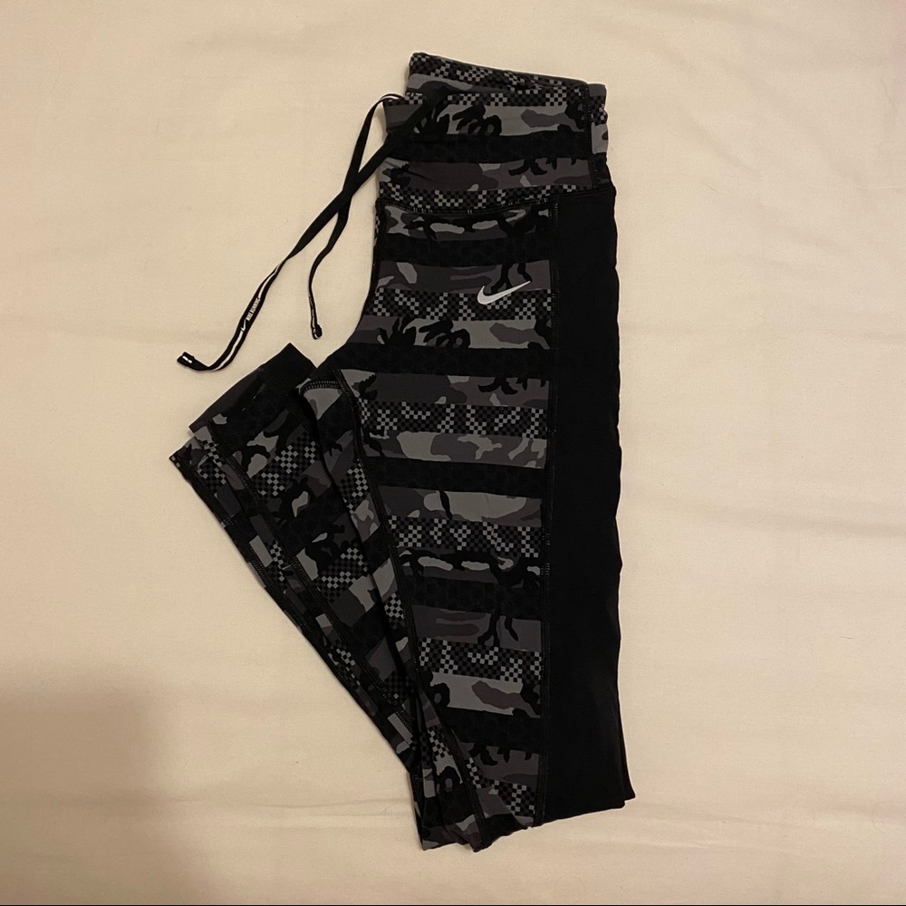 Nike leggings